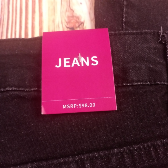 NWT HIGH RISE TENGFU BLACK FLARED LEG JEANS SIZE 6 - Picture 3 of 14
